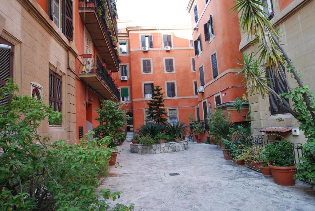 B&B Musei Vaticani Rome Exterior photo